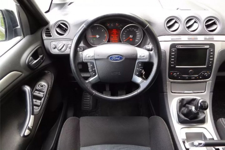 Ford S-Max I   37 900 PLN  2011  234 499 km  Diesel  Minivan